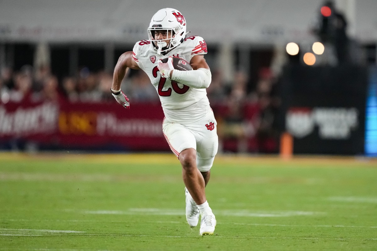 2024 NFL Draft prospect Sione Vaki played both running back and safety at Utah.